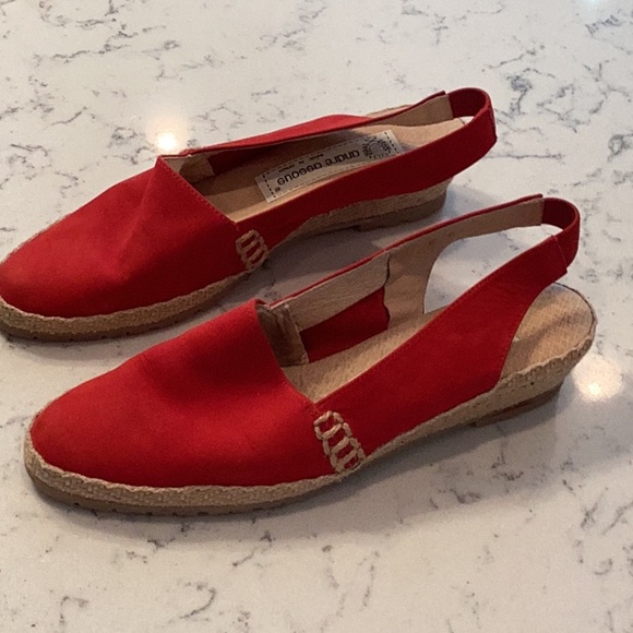 Andre Assous Women’s Shoes - Picture 2 of 3